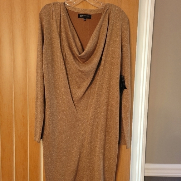 Jones New York Dresses & Skirts - 𝅺JONES New York Gold 💃🏾